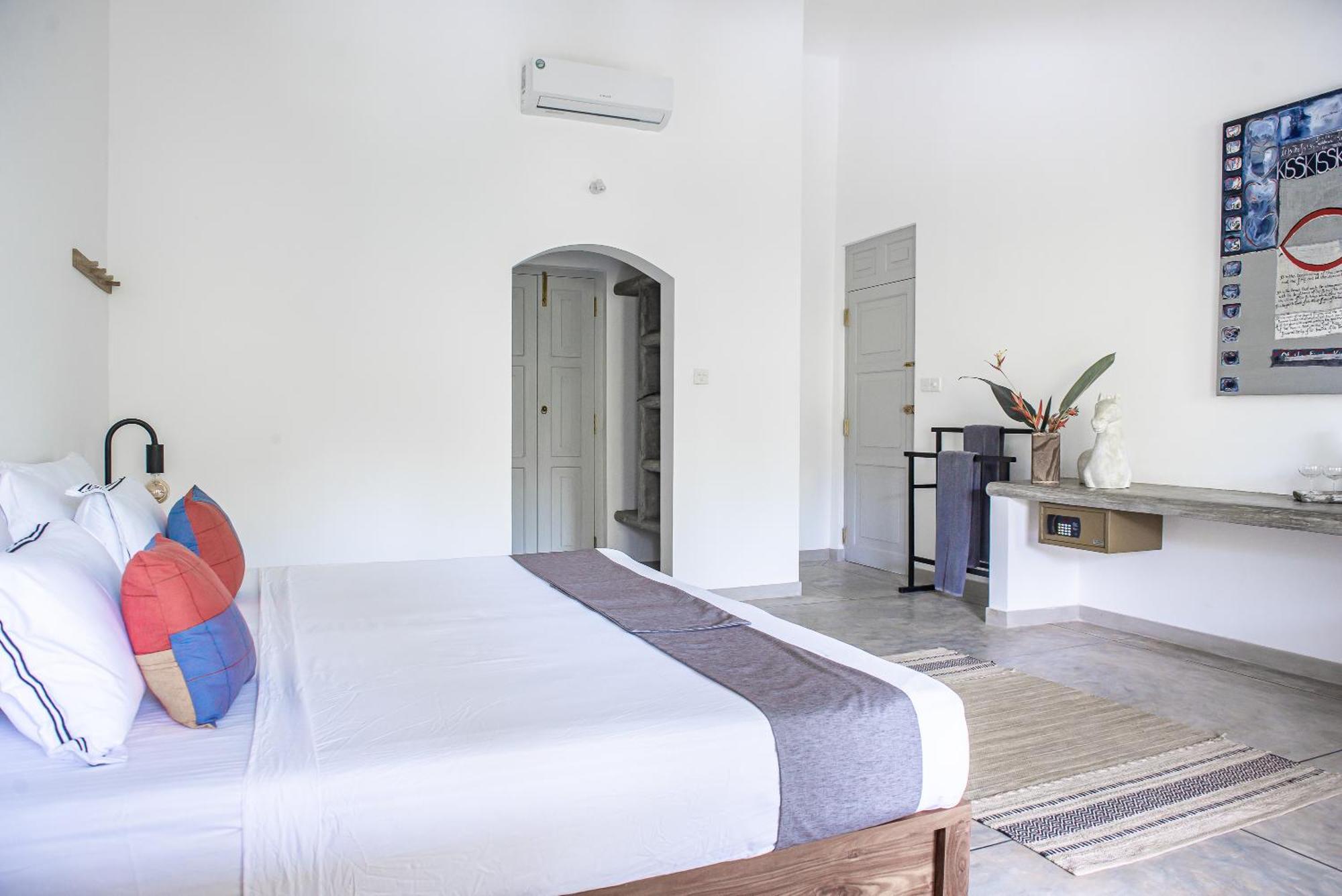 Good Story At Nirbana Island Bed & Breakfast Ahangama Bagian luar foto