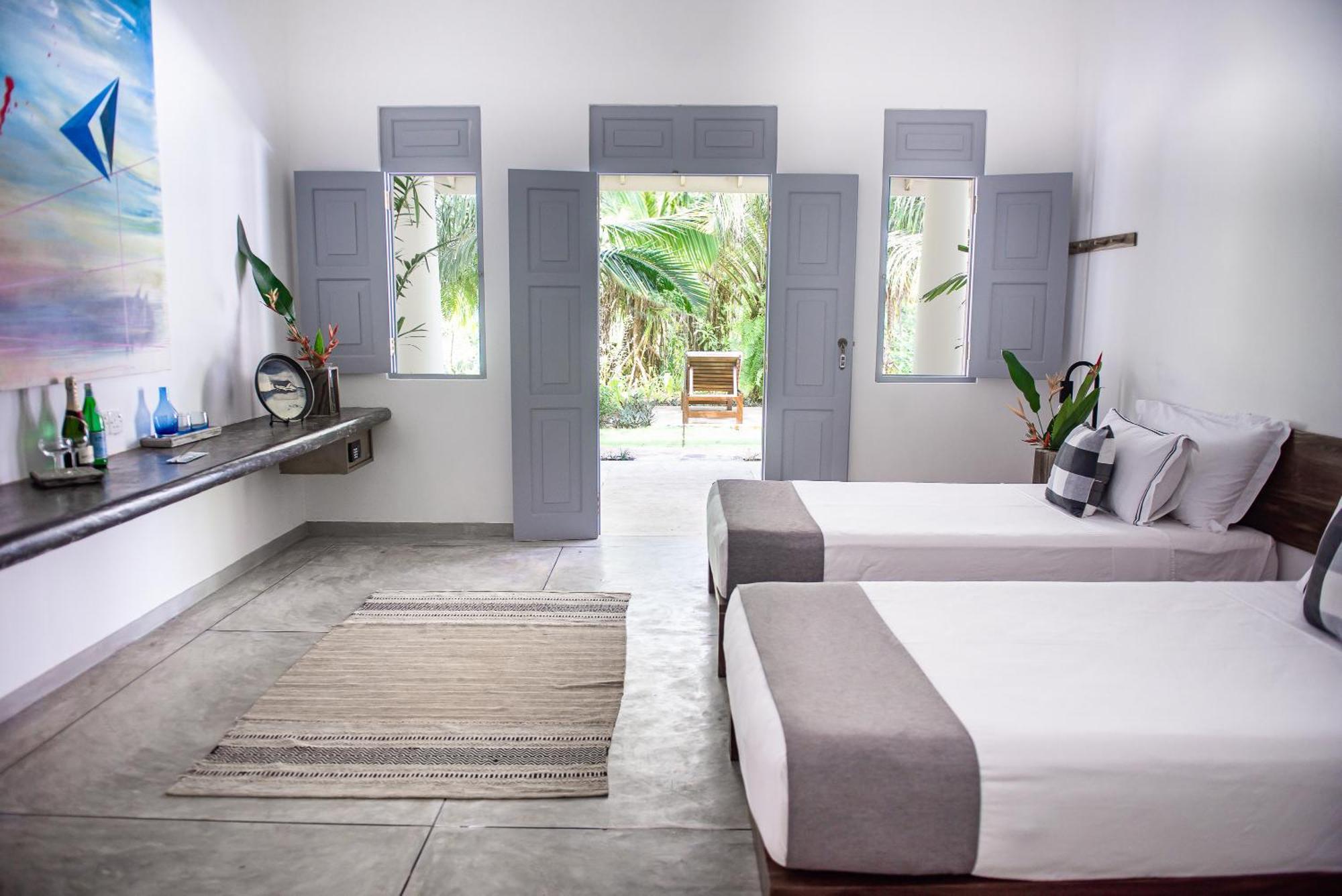 Good Story At Nirbana Island Bed & Breakfast Ahangama Bagian luar foto